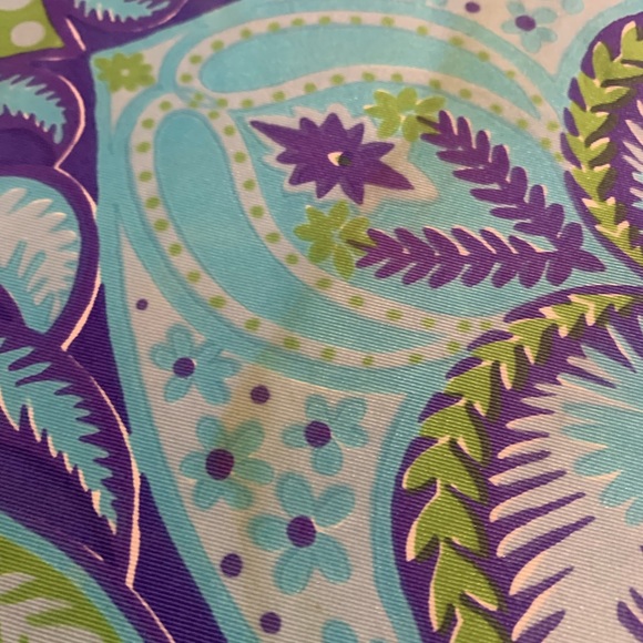 Vera scarf made in Japan. - Picture 4 of 9